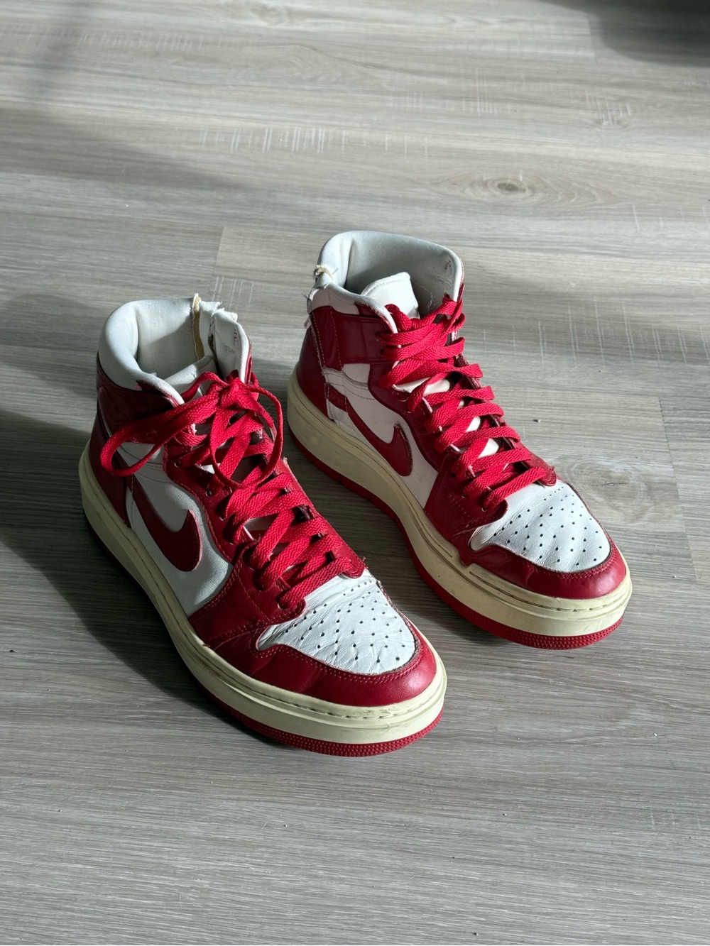 Air Jordan 1 Elevate High – Women’s Size 9
